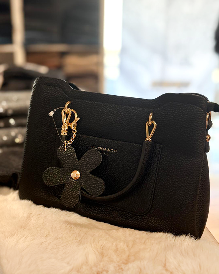 elegante Tasche in schwarz - die kleine Wundertüte