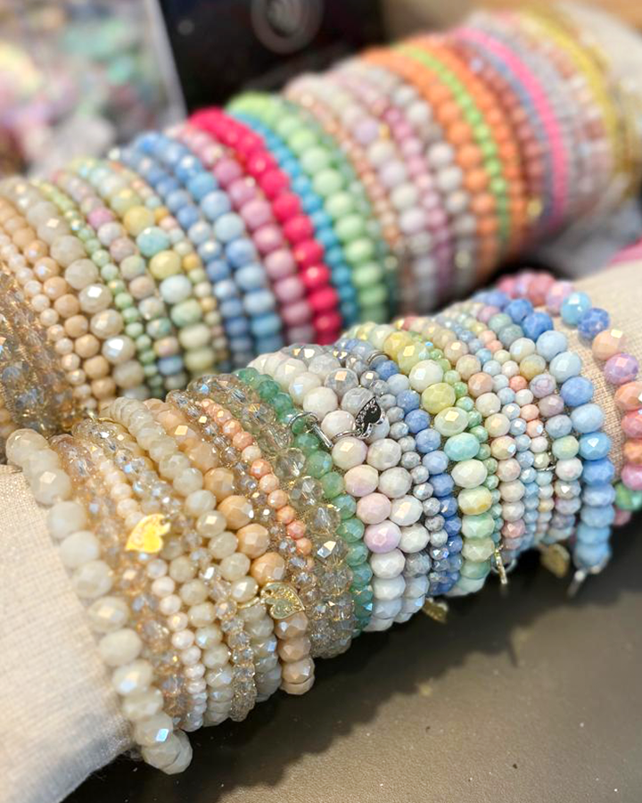 Armbänder bunt - die kleine Wundertüte