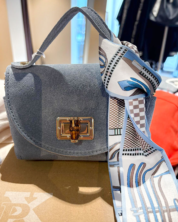 kleine Handtasche mit schal - die kleine Wundertüte