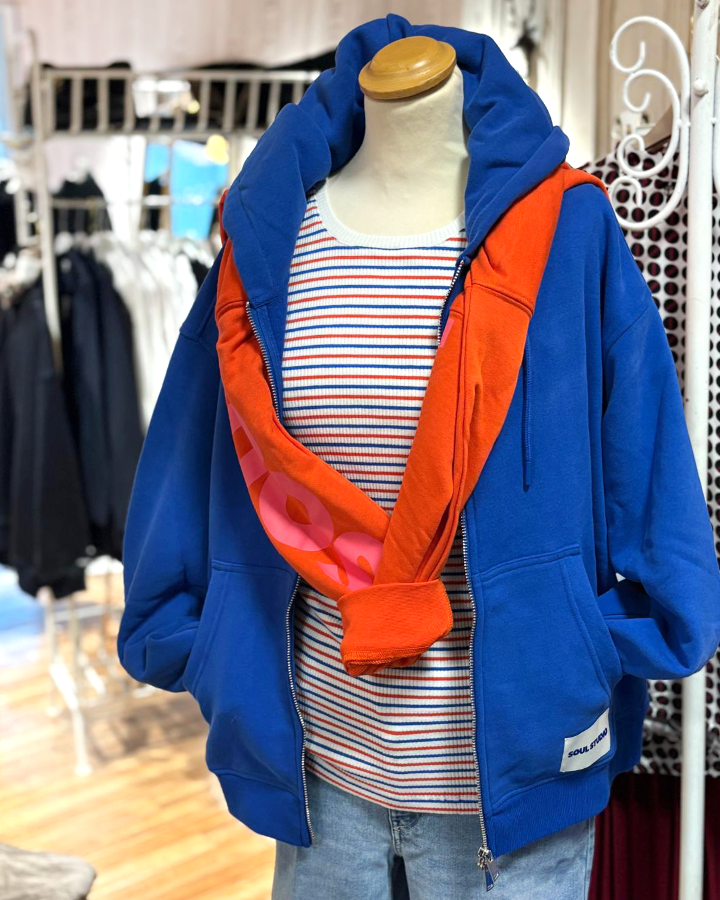 dunkelblaue Sweaterjacke - die kleine Wundertüte